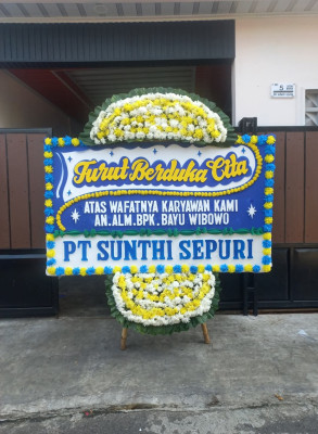 Papan Bunga Duka di Bitung Tengah
