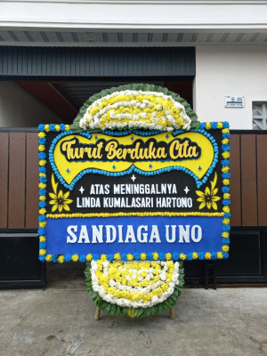 Papan Bunga Duka di Bitung Tengah